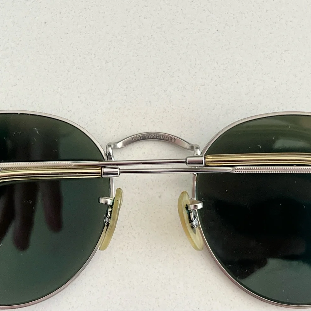 Ray-Ban Round Flash Lens Sunglasses in fair condition - Picture 5 of 8